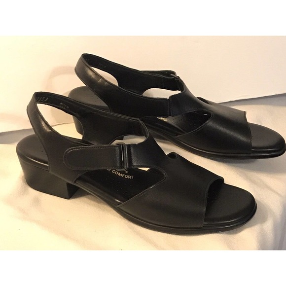 SAS Black Suntimer Comfort Shoe Slingback Sandal Womens 7.5 J9137552 Block Heel - Picture 1 of 8